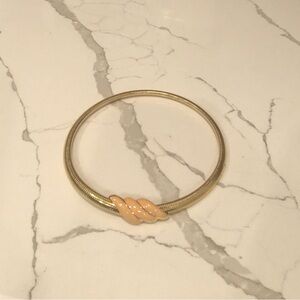 Monet vintage choker. Great shine! 1970’s!